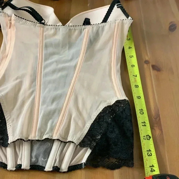 Victoria’s  Secret Pale Pink Boned Corset, Faux Front Lace Up, Side Zipper 34B - Picture 10 of 13